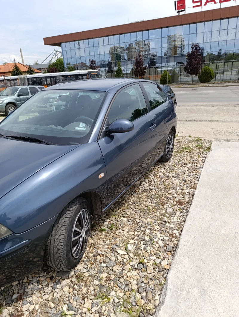 Seat Ibiza, снимка 2 - Автомобили и джипове - 52017777