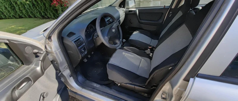Opel Astra 1.4 бензин, снимка 5 - Автомобили и джипове - 52428938