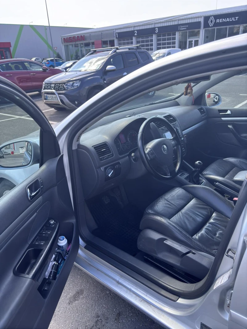 VW Golf, снимка 10 - Автомобили и джипове - 51702806