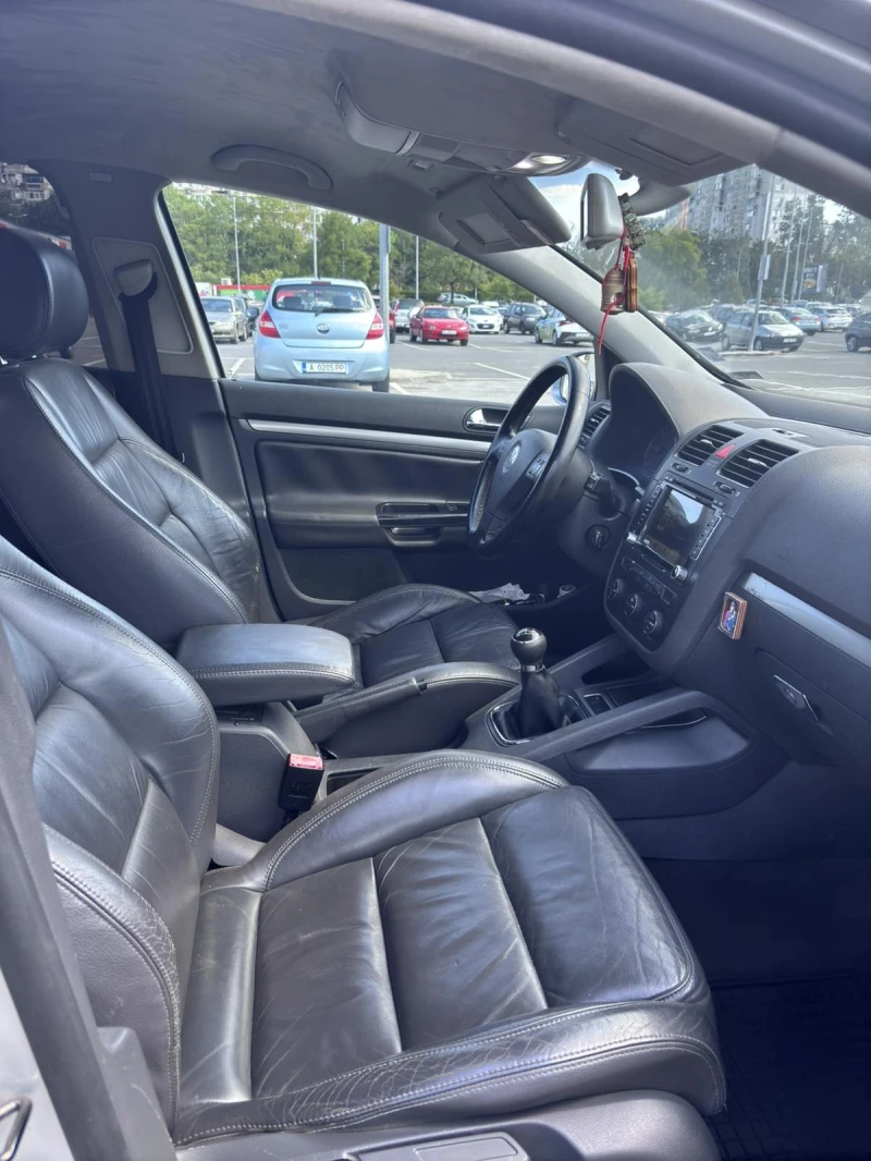 VW Golf, снимка 12 - Автомобили и джипове - 51702806