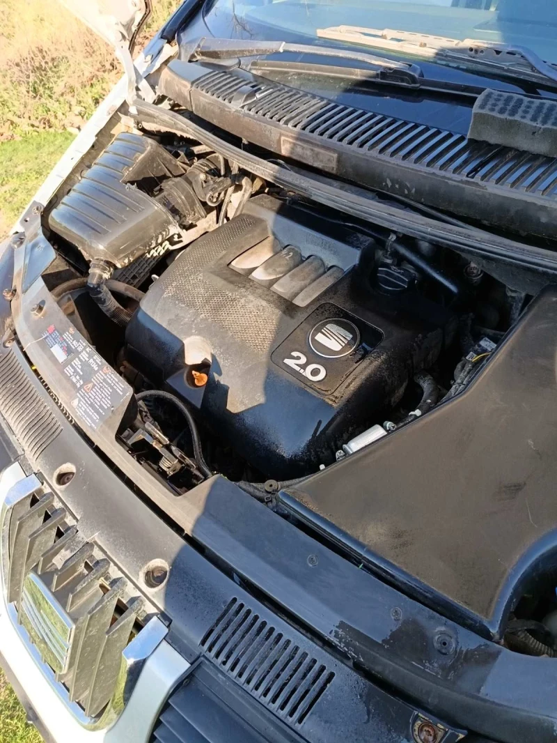 Seat Alhambra, снимка 12 - Автомобили и джипове - 52624875