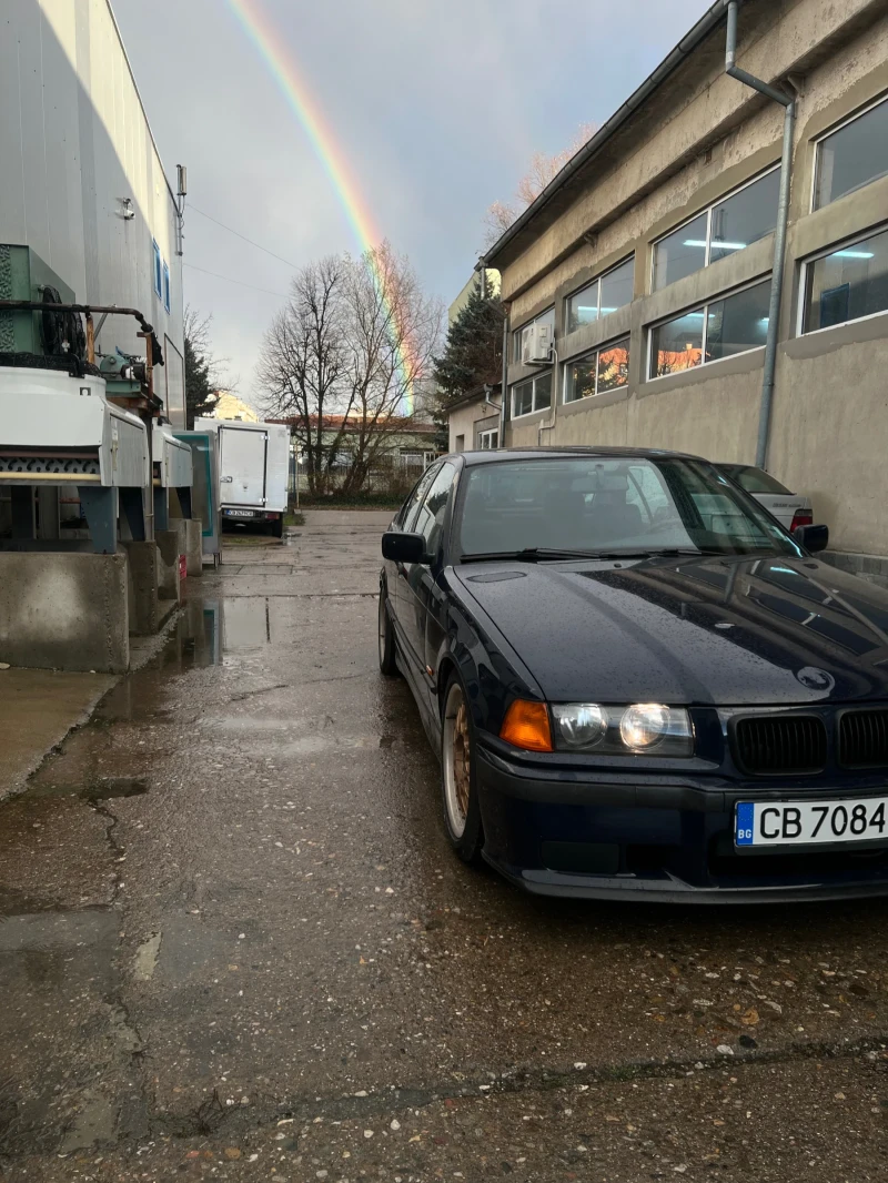 BMW 320, снимка 2 - Автомобили и джипове - 52790069