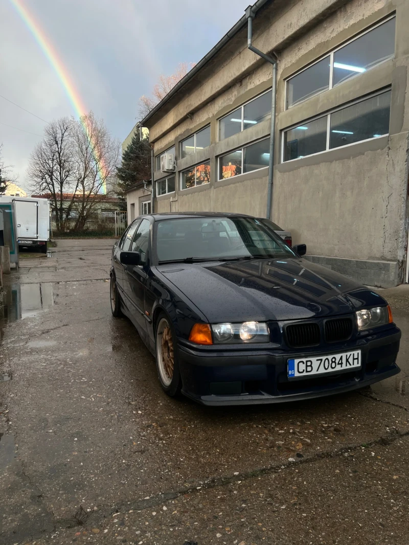 BMW 320, снимка 6 - Автомобили и джипове - 52790069