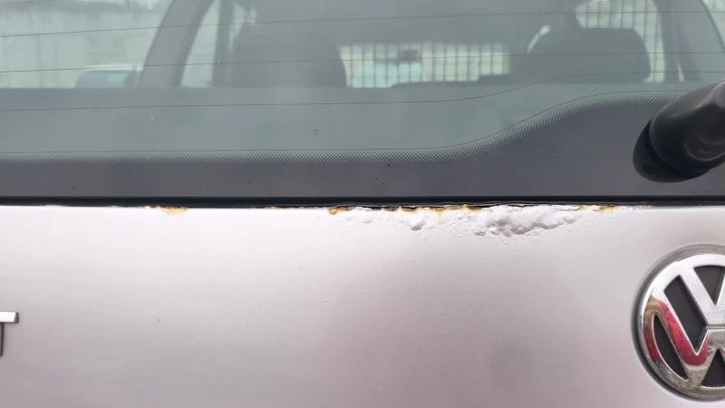 VW Passat 1.9 TDI , снимка 9 - Автомобили и джипове - 52991469