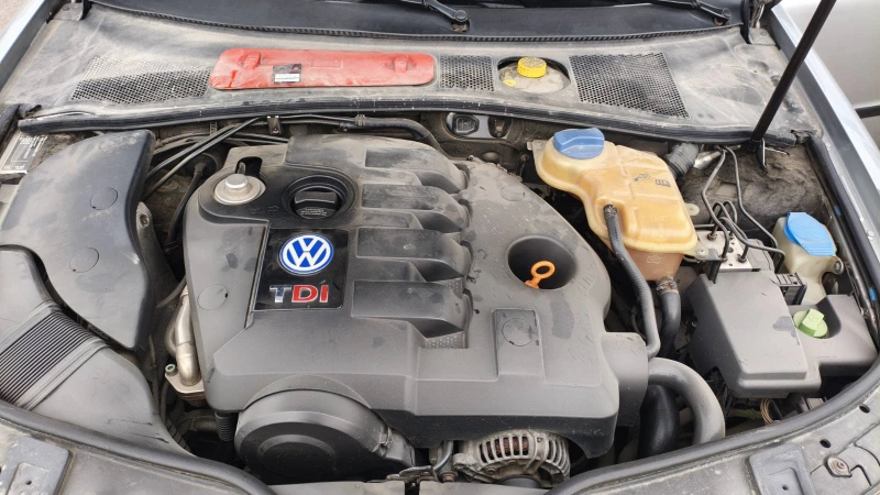 VW Passat 1.9 TDI , снимка 15 - Автомобили и джипове - 52991469