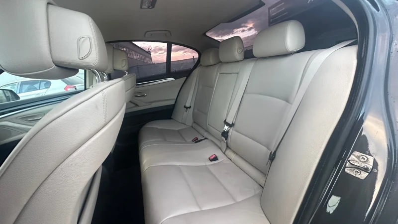 BMW 525 NAVI | WHITE LEATHER | ПЕРФЕКТНО СЪСТОЯНИЕ, снимка 12 - Автомобили и джипове - 53010793