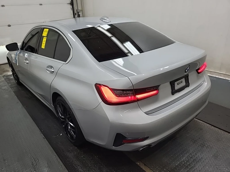 BMW 330 * 330I XDRIVE * CARFAX * ЦЕНА ДО БГ, снимка 6 - Автомобили и джипове - 53053493