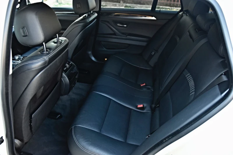 BMW 520 Facelift, снимка 8 - Автомобили и джипове - 53454343
