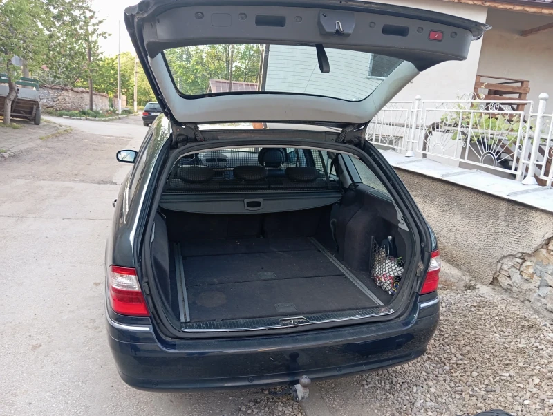 Mercedes-Benz E 240 Avangarde , снимка 7 - Автомобили и джипове - 53539895