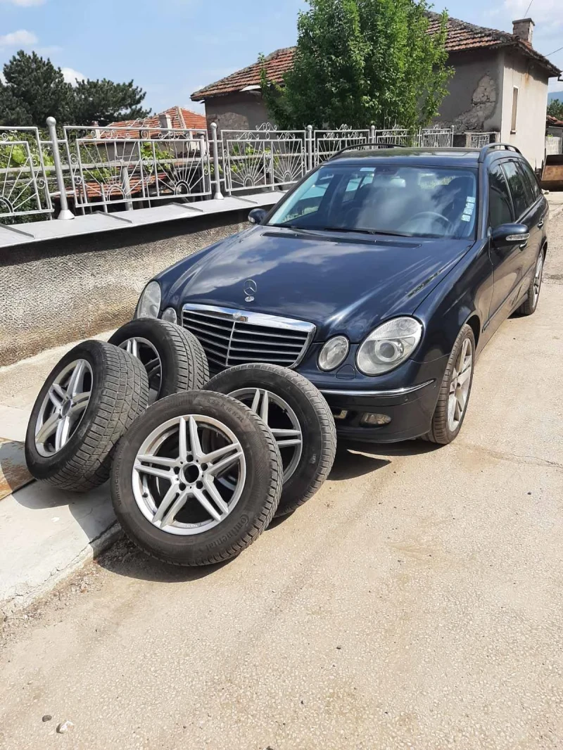 Mercedes-Benz E 240 Avangarde , снимка 9 - Автомобили и джипове - 53539895