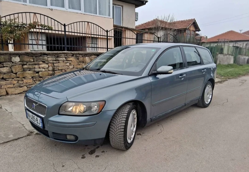 Volvo V50 V50 2.0TDI 136ks, снимка 2 - Автомобили и джипове - 53577159