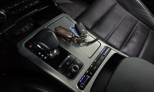 Kia Stinger 3.3T AWD GT autogeorge.com, снимка 9 - Автомобили и джипове - 53781204