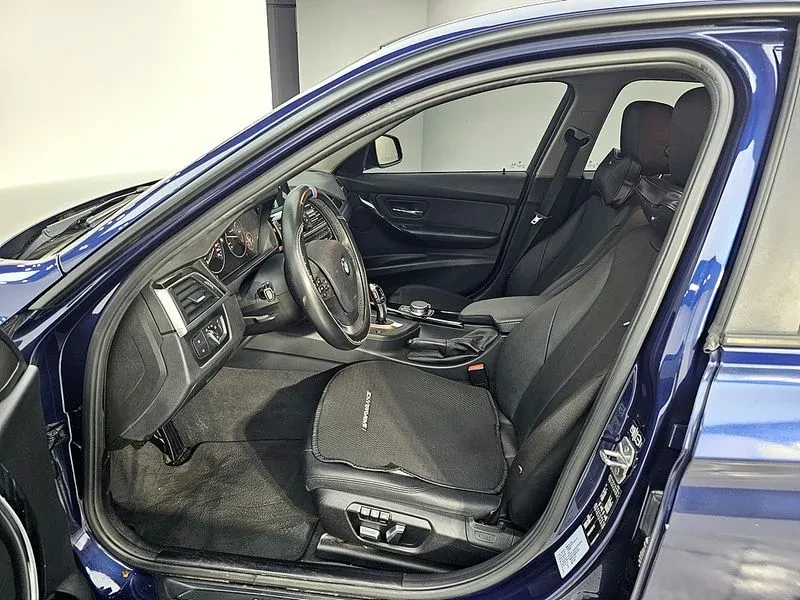 BMW 320 d, снимка 8 - Автомобили и джипове - 54592486