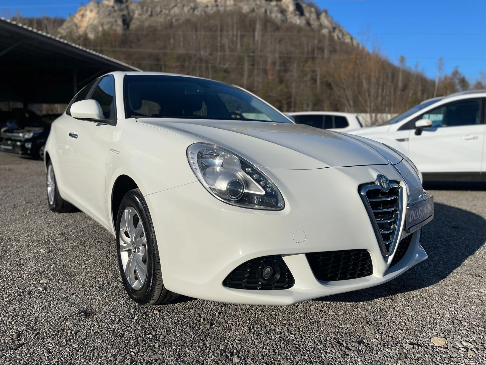 Alfa Romeo Giulietta 2.0JTDM-LED-NAVI- 6 скорости - изображение 8