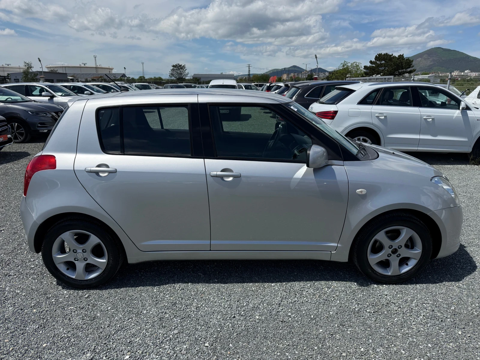 Suzuki Swift (KATO НОВА) - изображение 4
