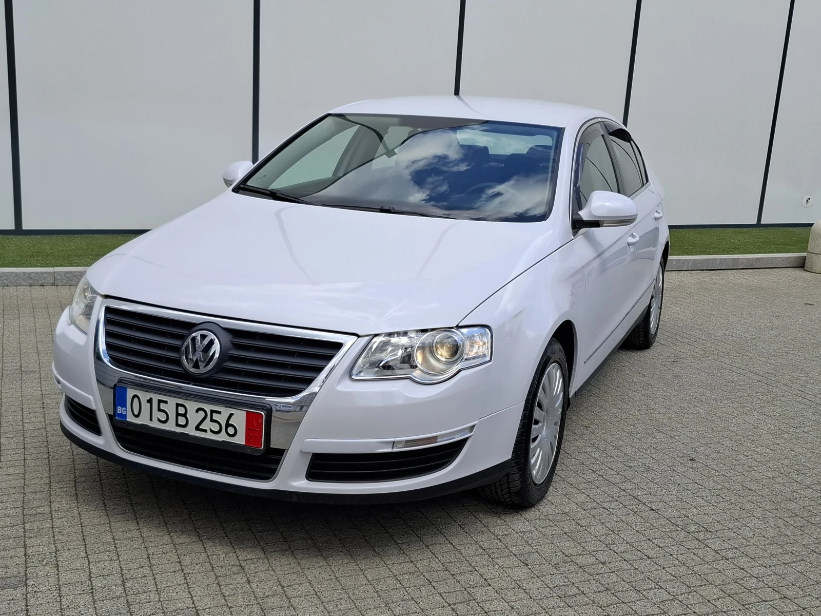 VW Passat 1.9TDI* (105кс)* * XENON* * * НОВ ВНОС* * *  - изображение 4