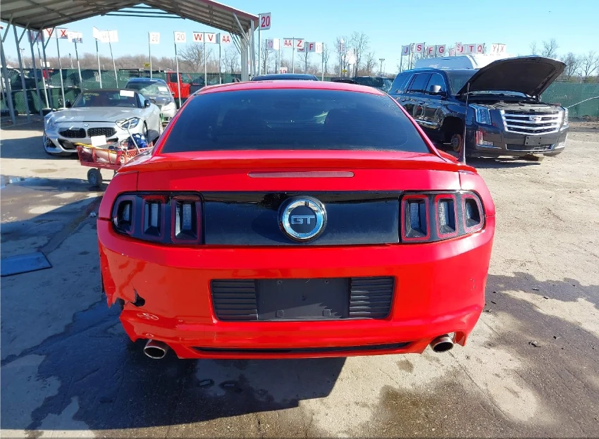 Ford Mustang GT* РЪЧКА - изображение 5