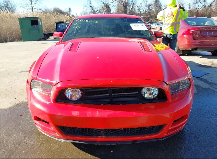 Ford Mustang GT* РЪЧКА - изображение 2