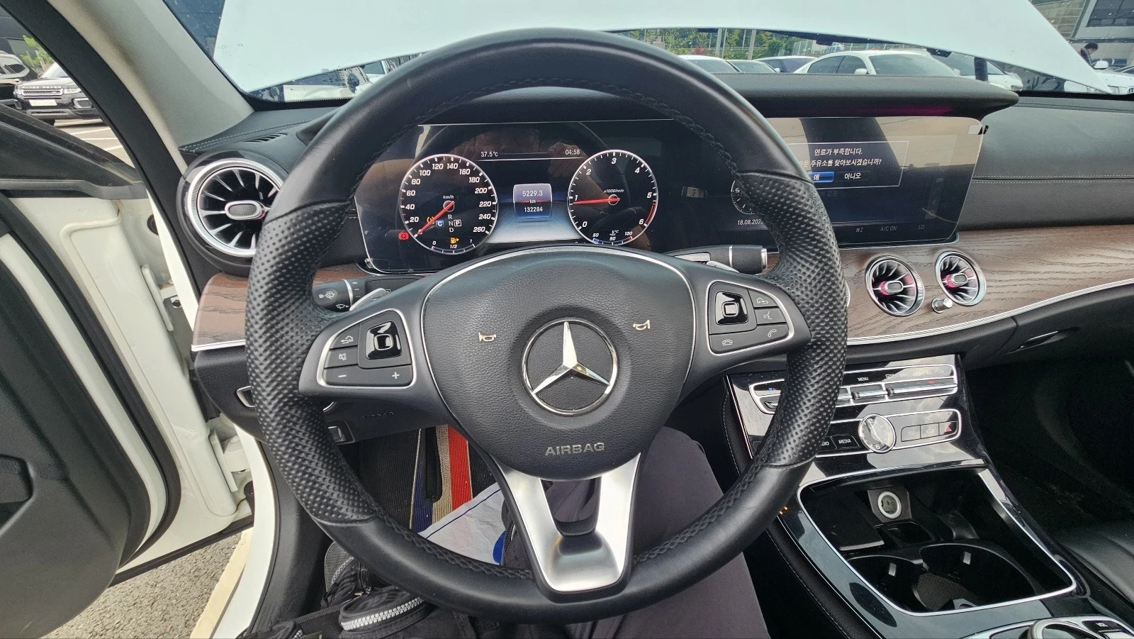 Mercedes-Benz E 220 С Видео  - изображение 6
