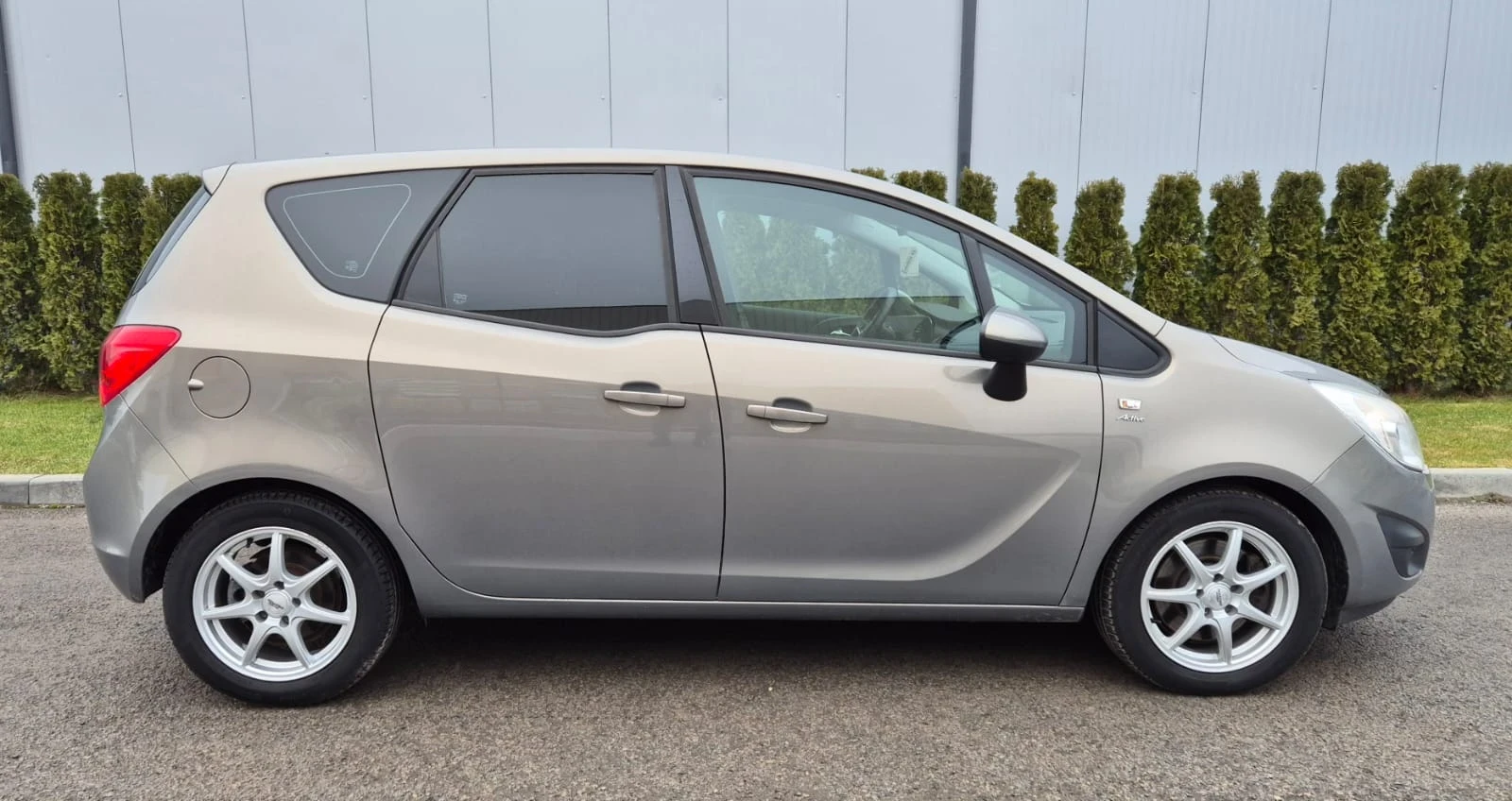 Opel Meriva 1.7CDTI 130HP - изображение 4