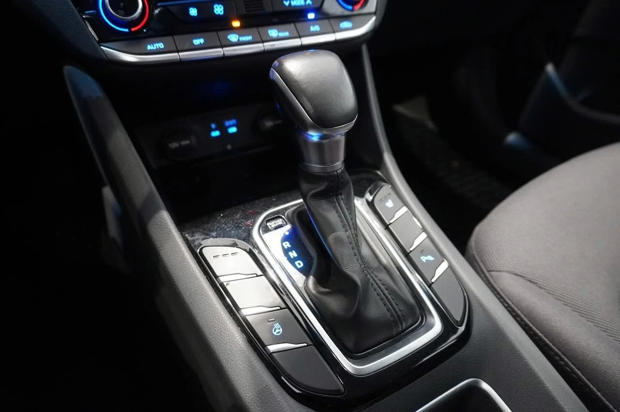 Hyundai Ioniq Hybrid 1.6 DCT PremiumEco - изображение 6