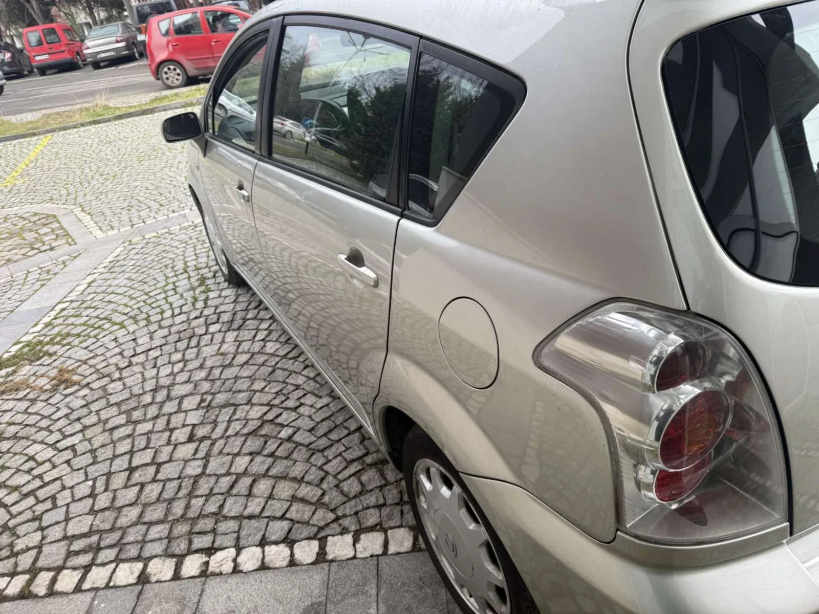 Toyota Corolla verso D4D 136k.c. - изображение 3