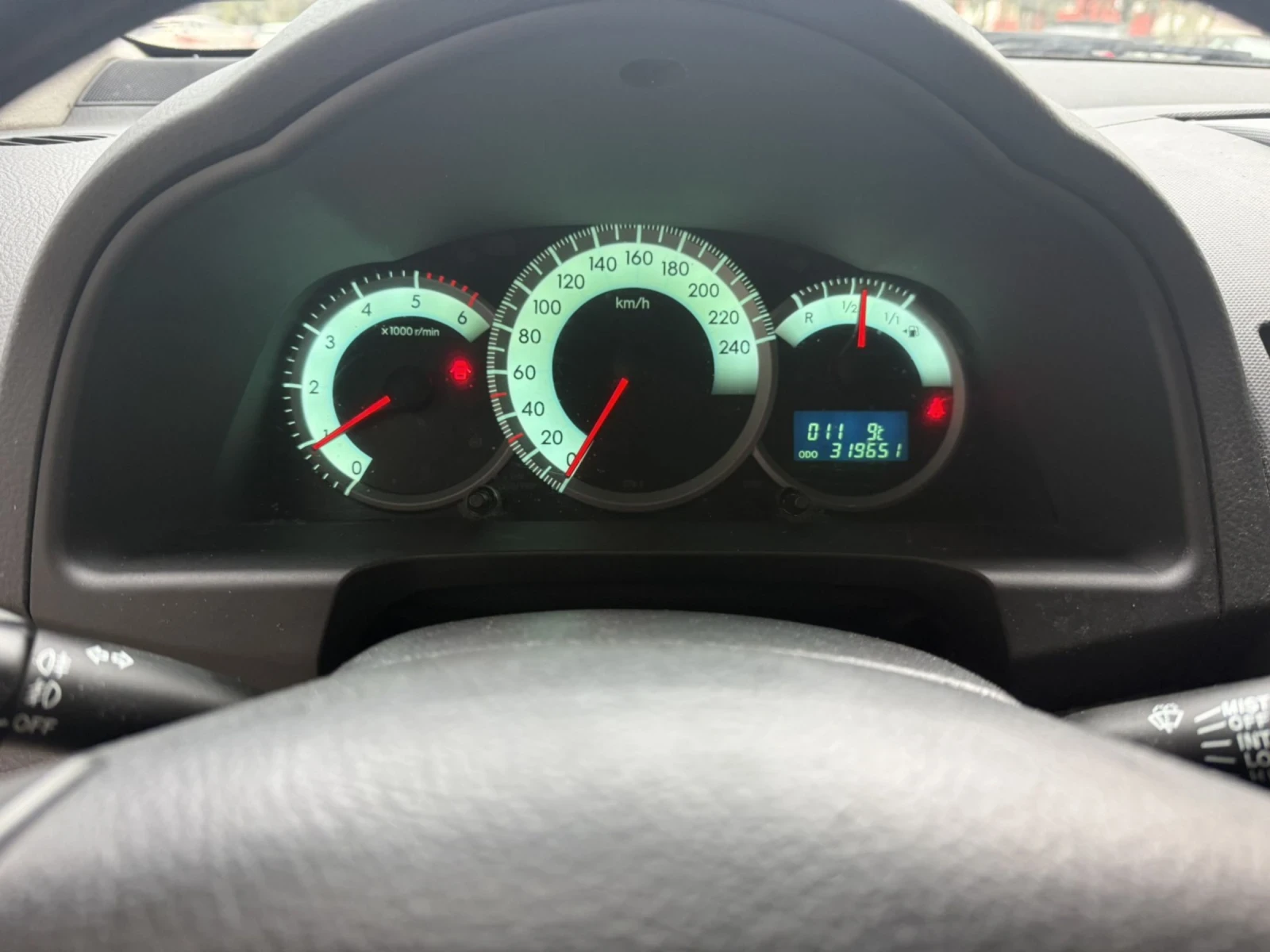 Toyota Corolla verso D4D 136k.c. - изображение 9