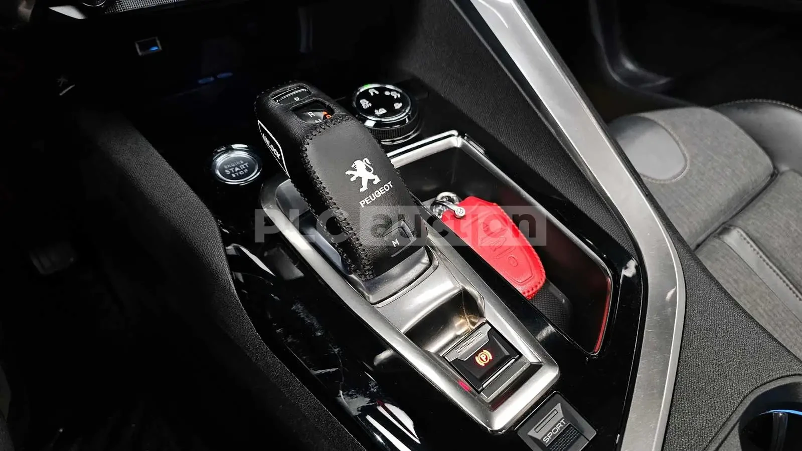 Peugeot 3008 Peugeot 3008 , 2020 , снимка 10 - Автомобили и джипове - 54071443