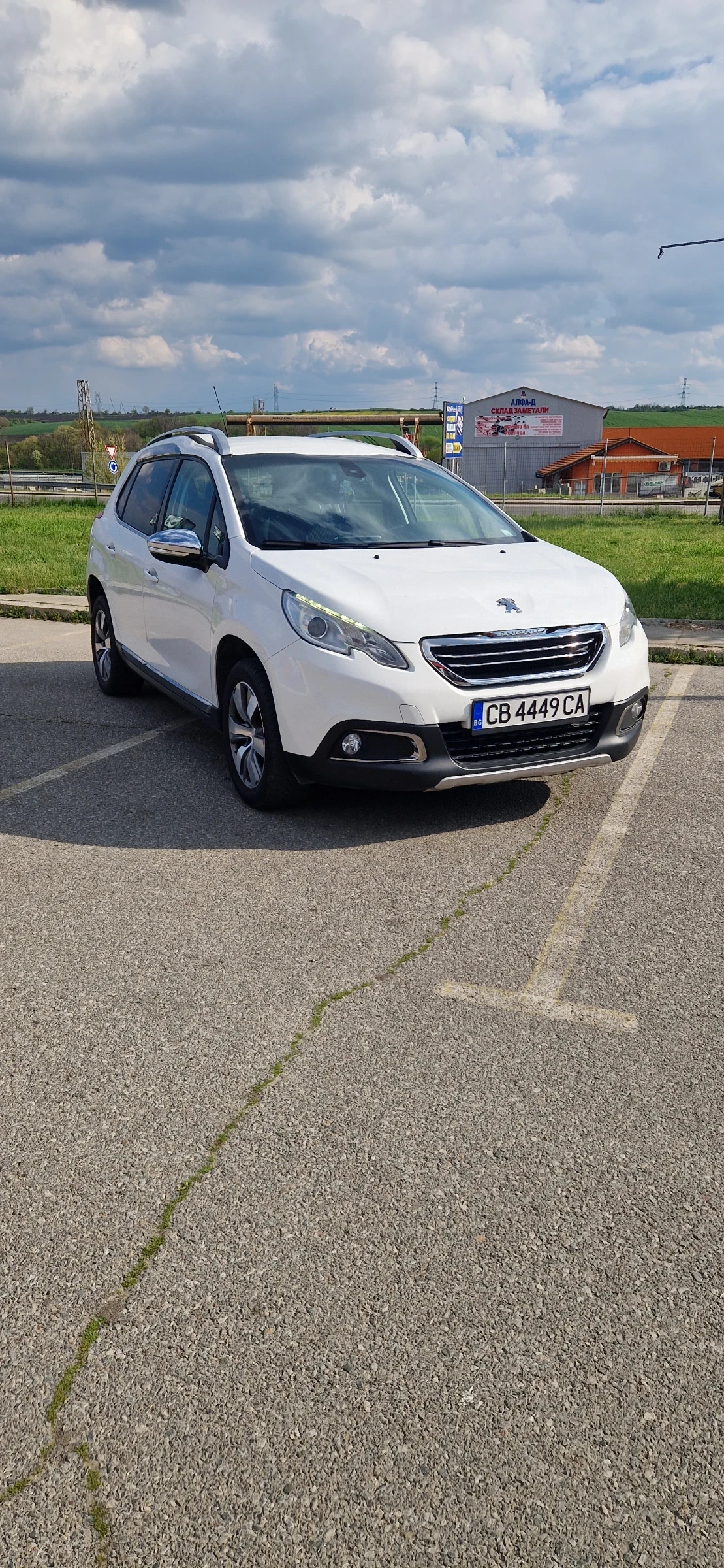 Peugeot 2008 1.6 HDI, снимка 3 - Автомобили и джипове - 54238282