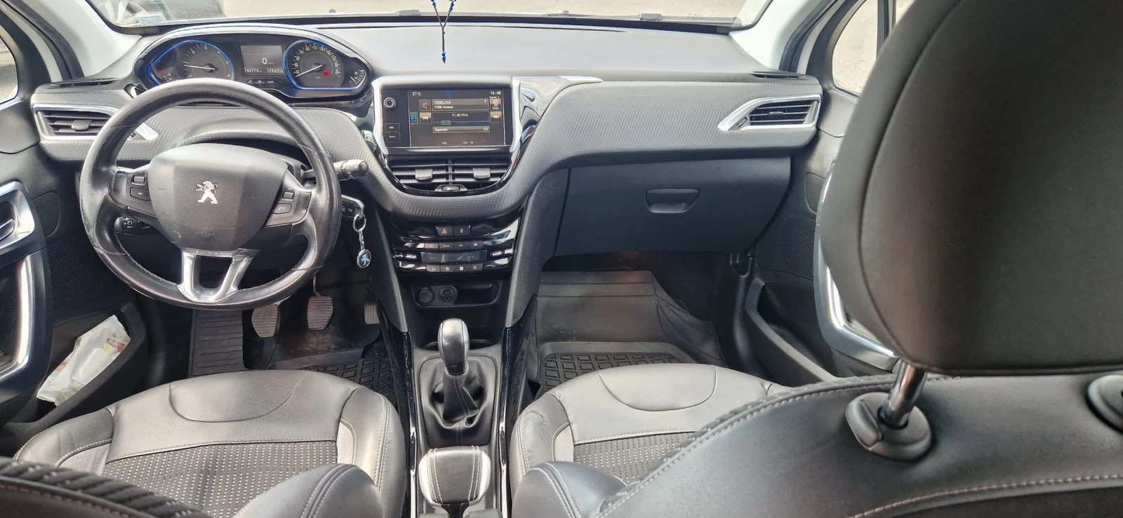 Peugeot 2008 1.6 HDI, снимка 8 - Автомобили и джипове - 54238282