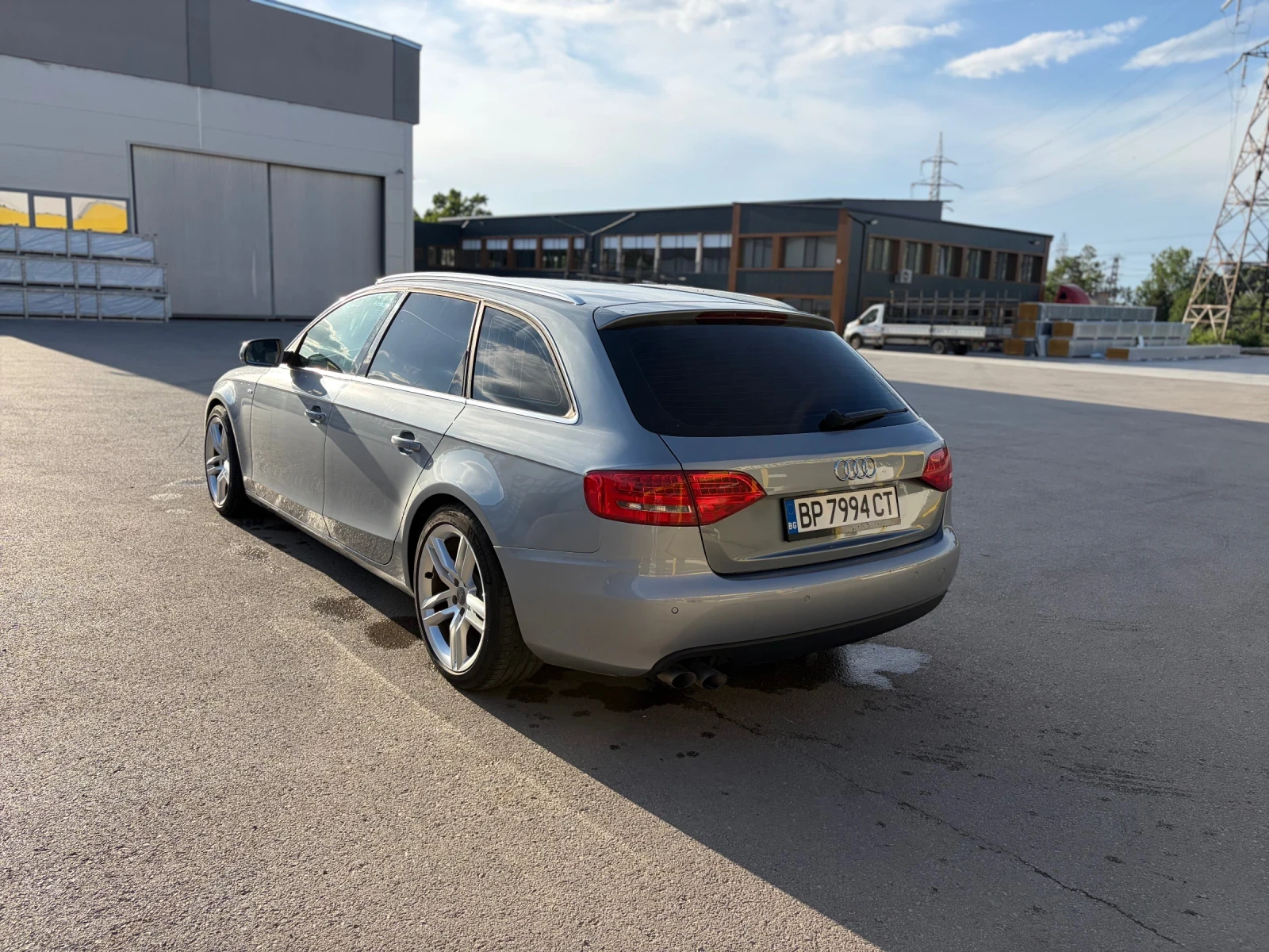 Audi A4 2.0* TDI* 2xSline* Bi-Xenon* , снимка 6 - Автомобили и джипове - 54722347