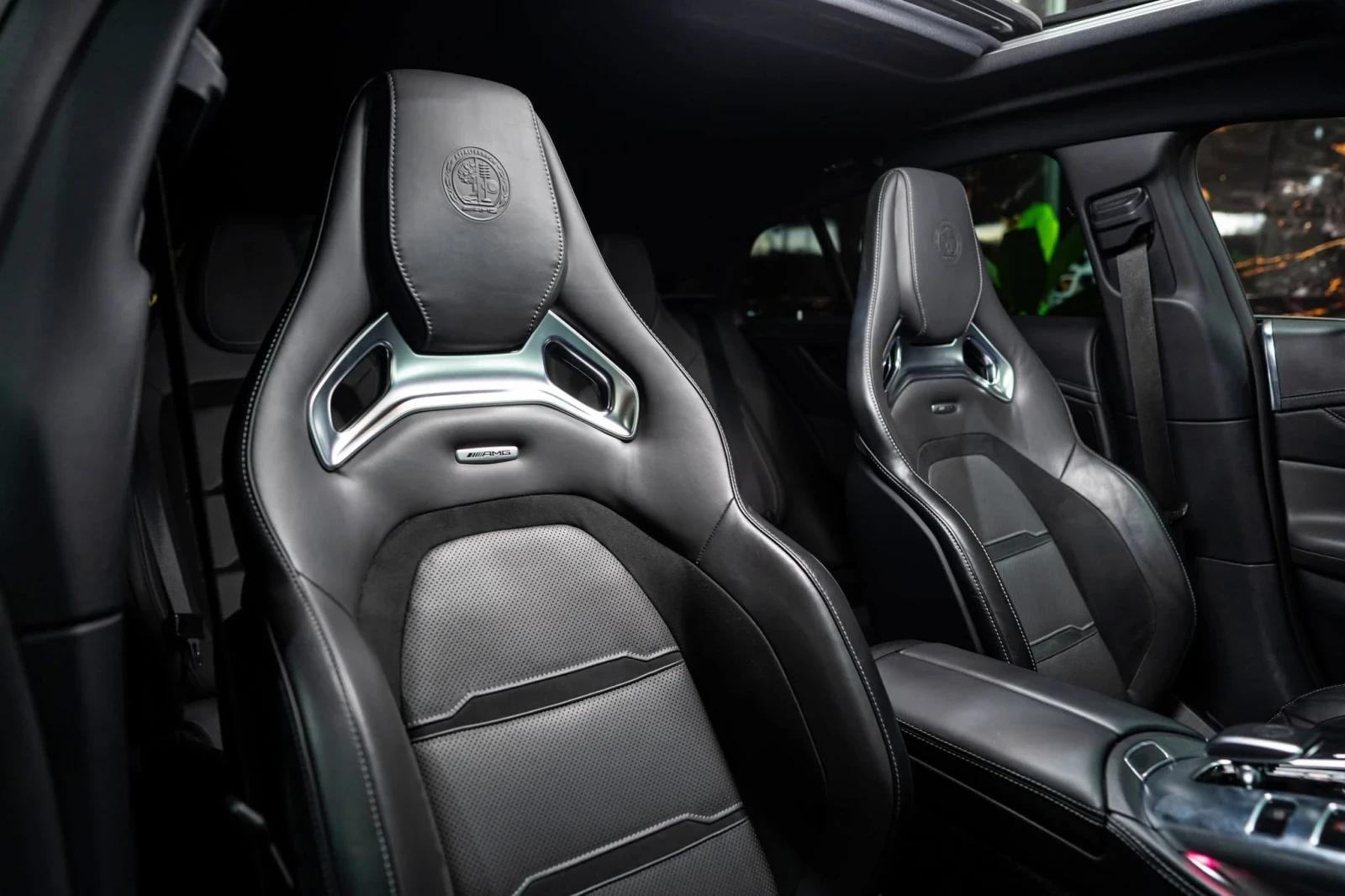 Mercedes-Benz AMG GT 63S 4MATIC+ CARBON CERAMIC LED BURM ЛИЗИНГ 100%, снимка 14 - Автомобили и джипове - 55231046