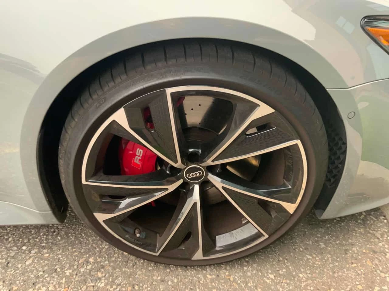 Audi Rs7 * 4.0 TFSI quattro * CARFAX * ОПЦИЯ ЗА ФИНАНСИРАНЕ, снимка 7 - Автомобили и джипове - 55302909