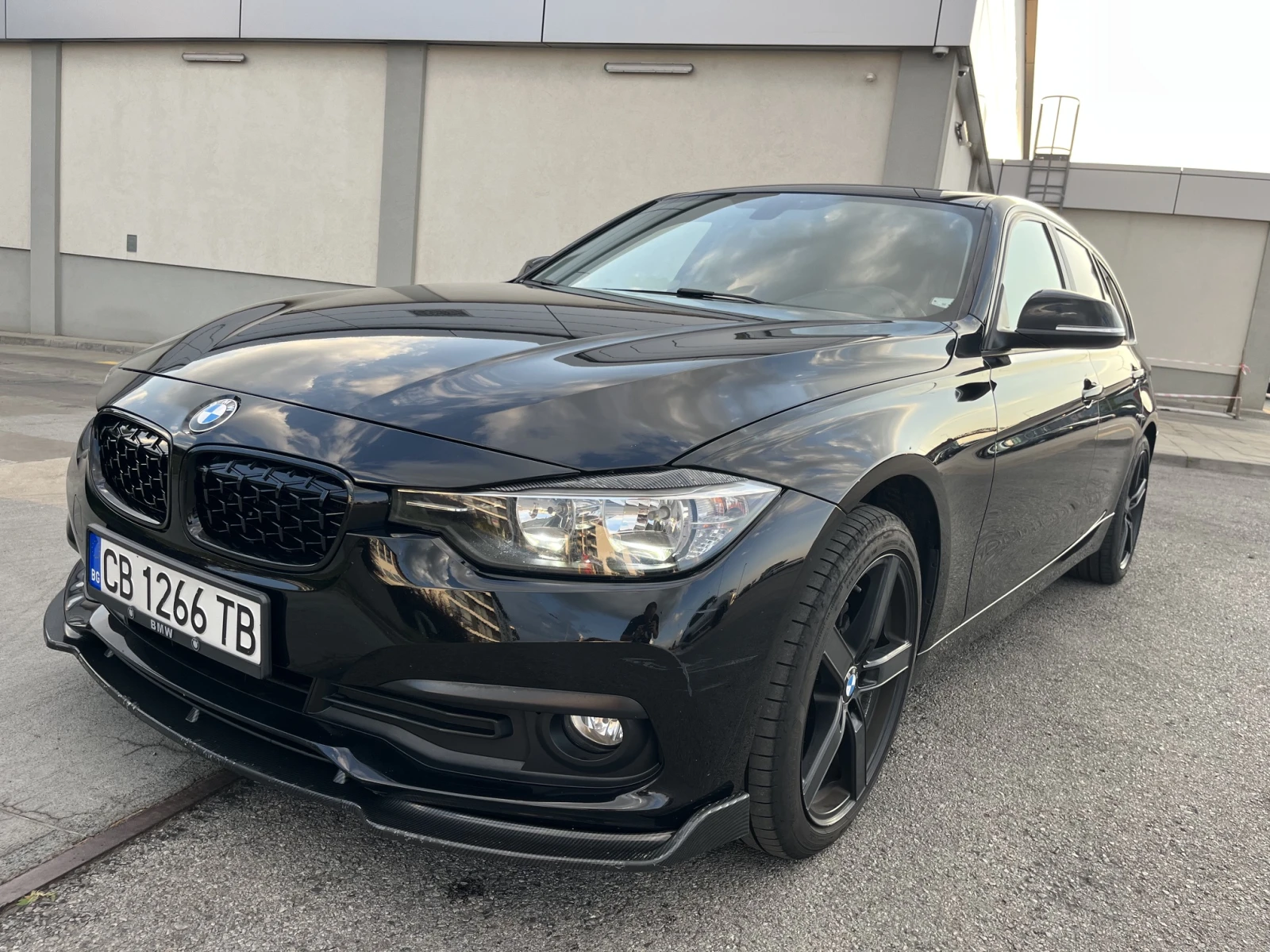 BMW 320, снимка 3 - Автомобили и джипове - 55346805