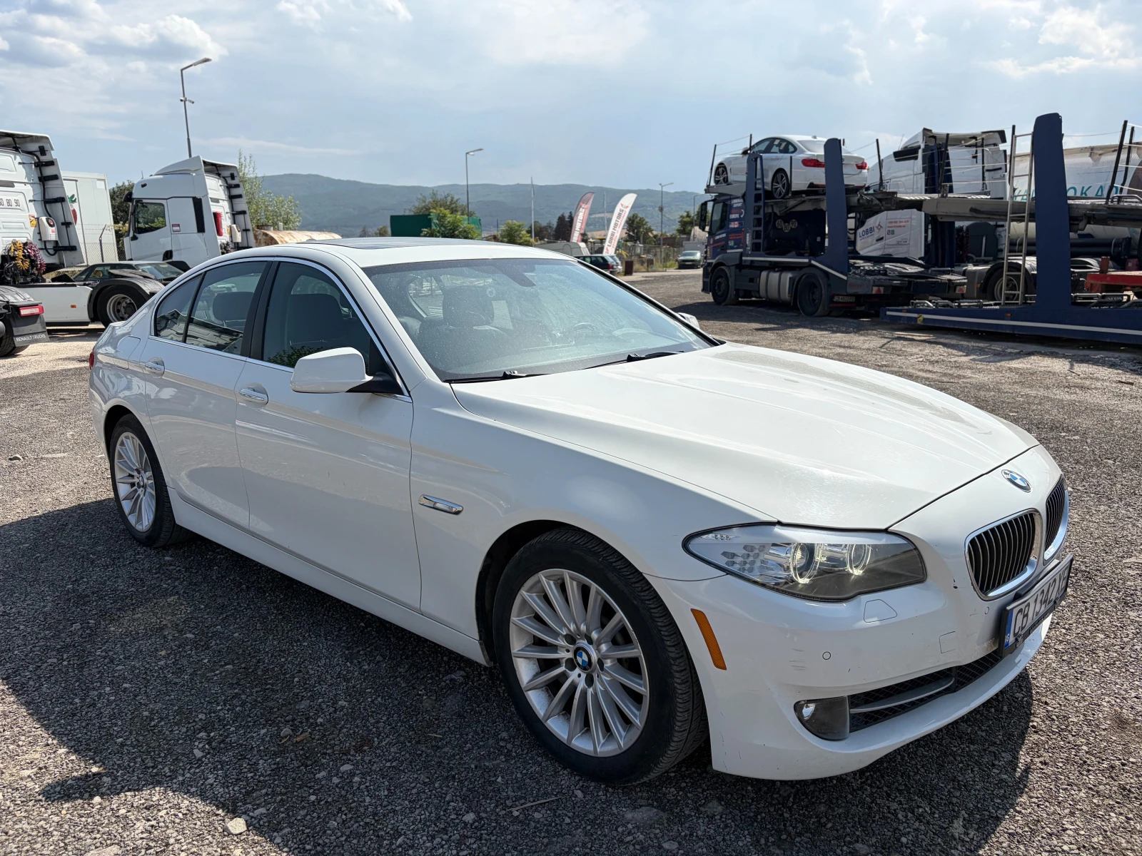 BMW 535 xDrive CAR PLAY/ANDROID/МУЗИКА/КОЖА/АВТОМАТИК, снимка 3 - Автомобили и джипове - 55835469