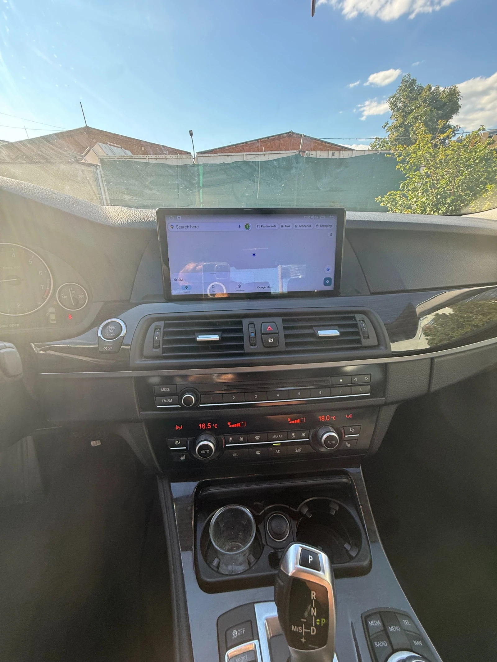 BMW 535 xDrive CAR PLAY/ANDROID/МУЗИКА/КОЖА/АВТОМАТИК, снимка 15 - Автомобили и джипове - 55749091