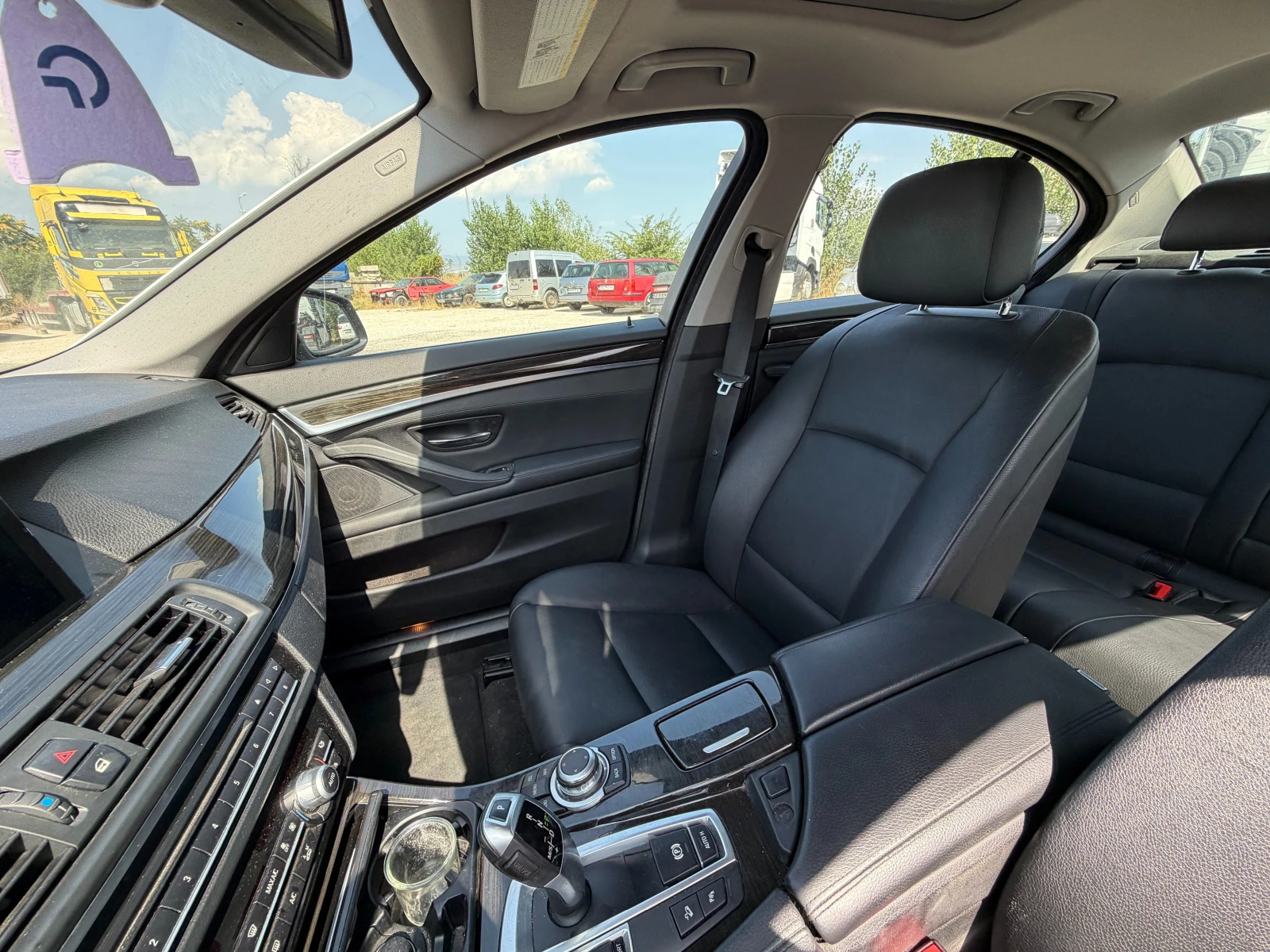 BMW 535 xDrive CAR PLAY/ANDROID/МУЗИКА/КОЖА/АВТОМАТИК, снимка 8 - Автомобили и джипове - 55835469