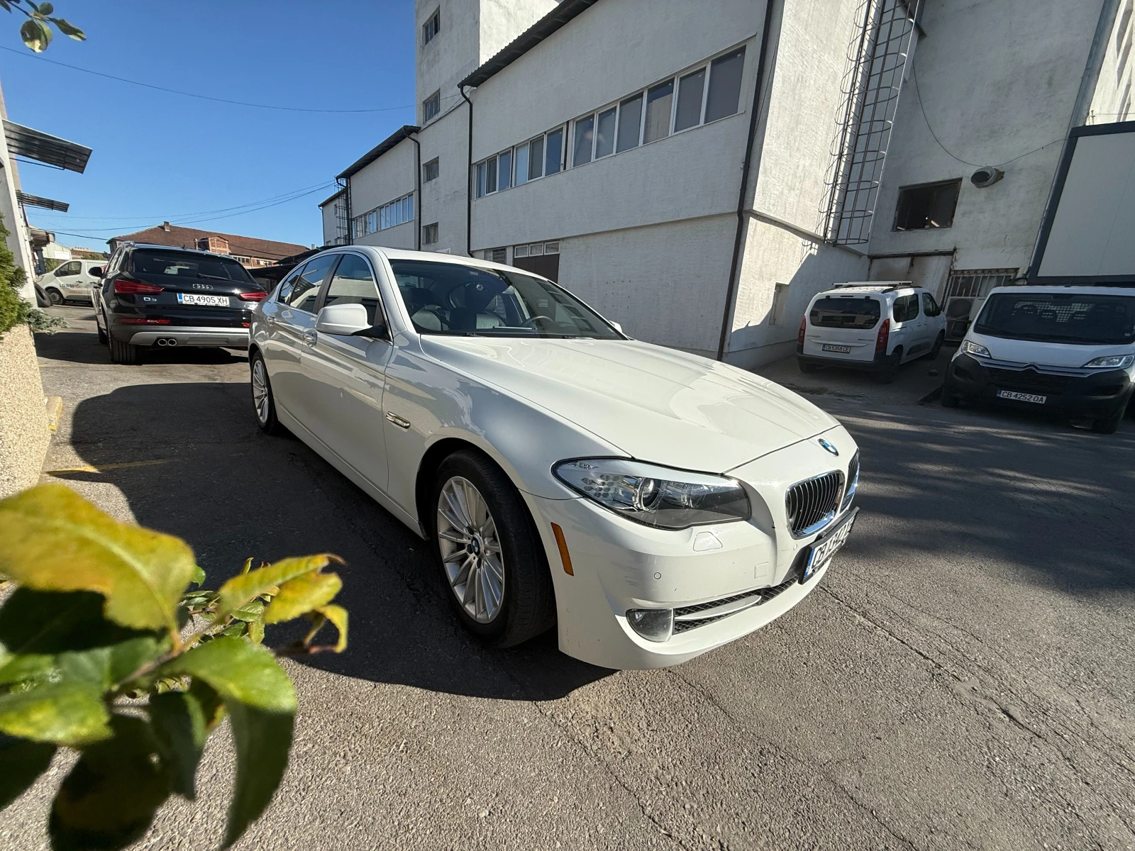 BMW 535 xDrive CAR PLAY/ANDROID/МУЗИКА/КОЖА/АВТОМАТИК, снимка 8 - Автомобили и джипове - 55749091