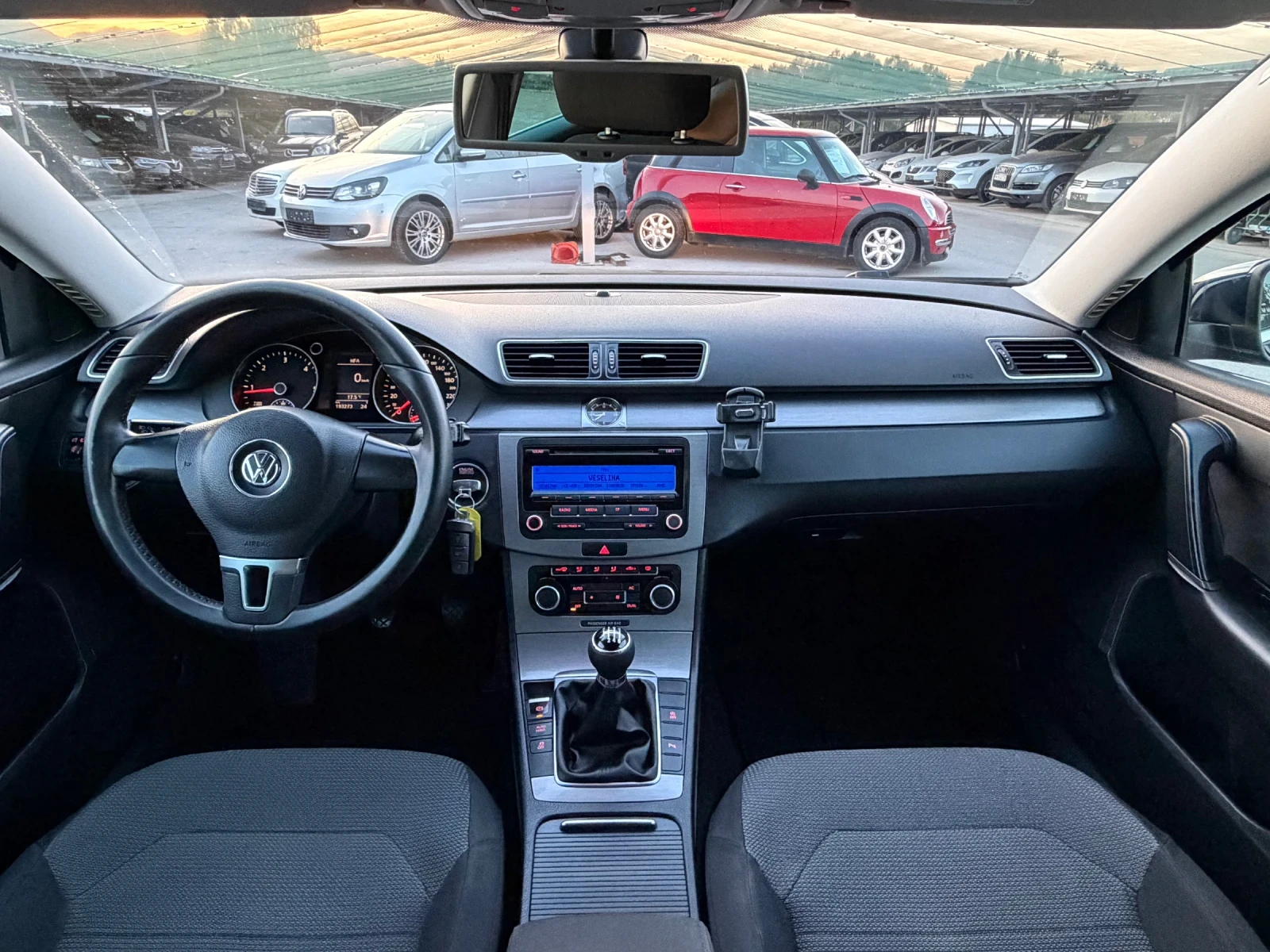 VW Passat 2.0TDI ИТАЛИЯ, снимка 10 - Автомобили и джипове - 56350034