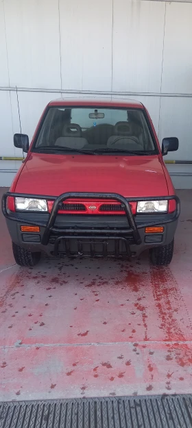 Nissan Terrano 2.4 бензин 124кс., снимка 1