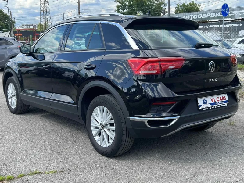 VW T-Roc, снимка 6 - Автомобили и джипове - 50288253