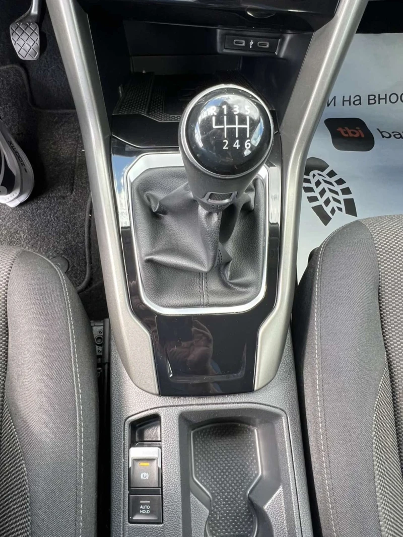 VW T-Roc, снимка 13 - Автомобили и джипове - 50288253