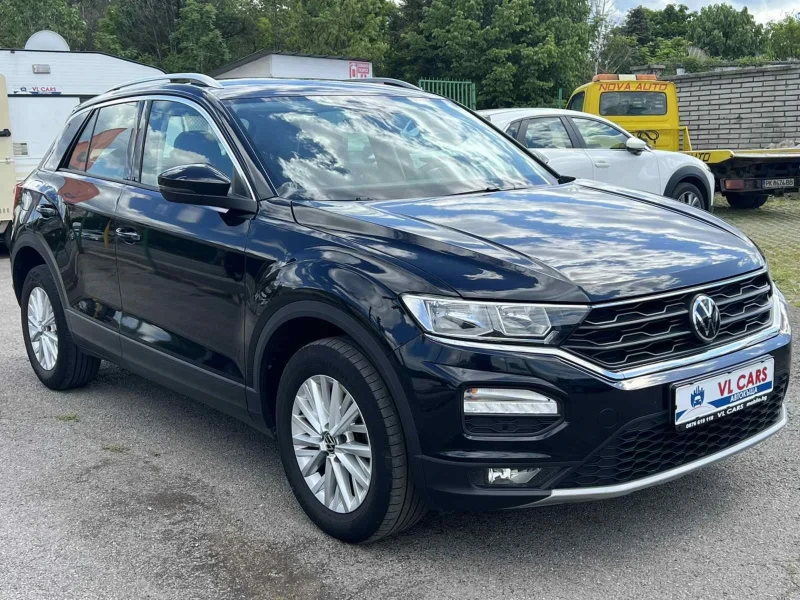 VW T-Roc, снимка 3 - Автомобили и джипове - 50288253