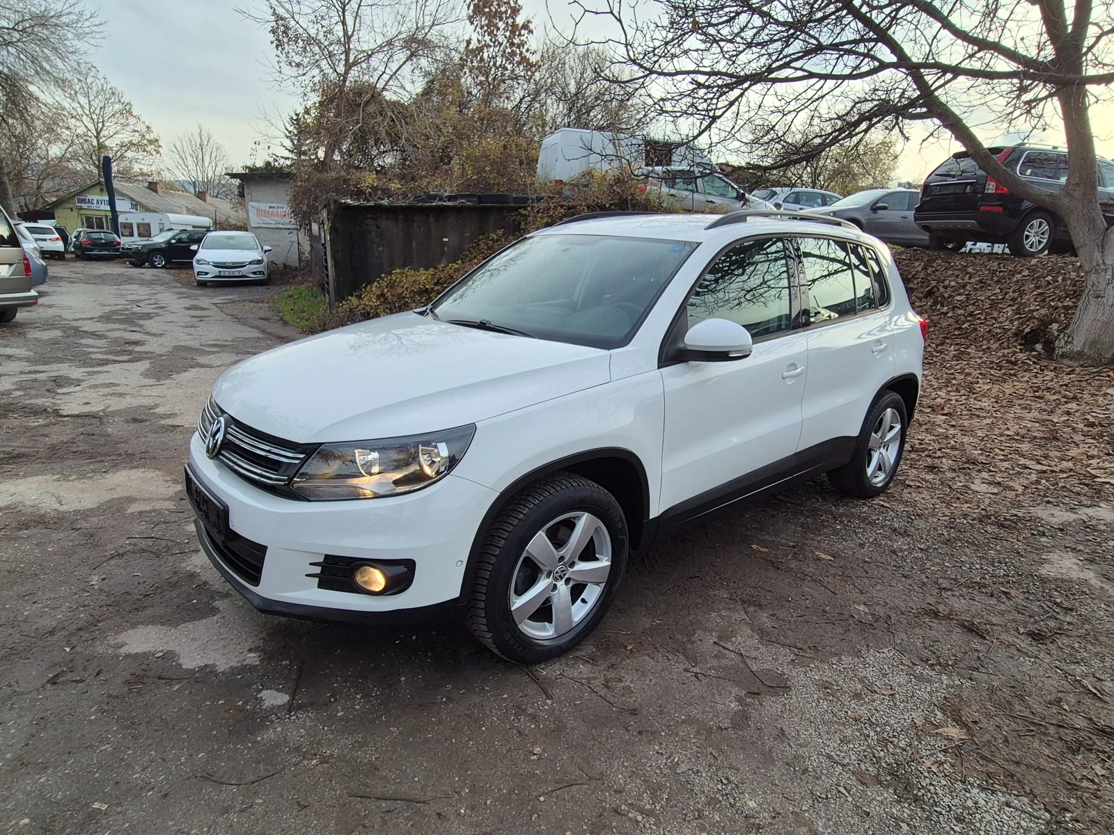 VW Tiguan 2.0TDI FACELIFT ВНОС ИТАЛИЯ БЕЗ РЪЖДИ И ЗАБЕЛЕЖКИ , снимка 1