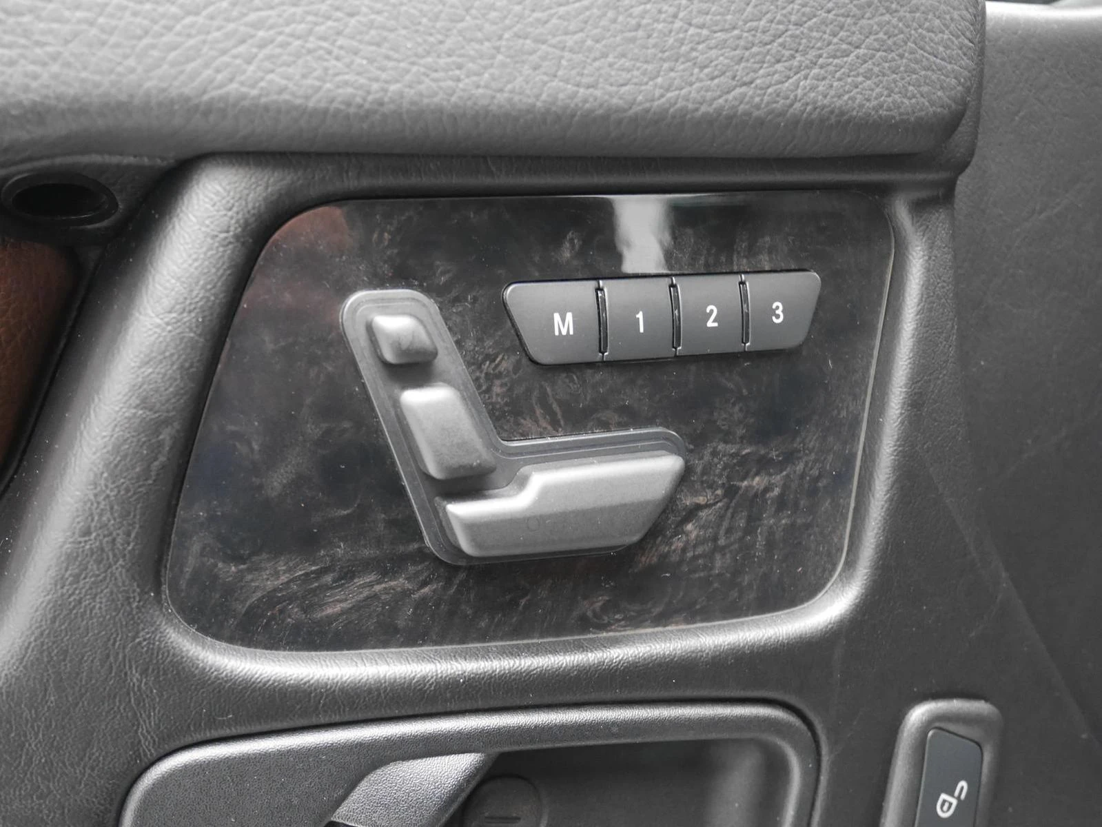 Mercedes-Benz G 350 Diesel - изображение 8