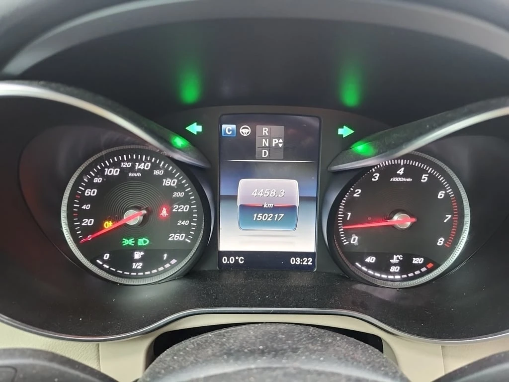 Mercedes-Benz GLC * 300 * CARFAX * БЕЗ ПЪРВОНАЧАЛНА ВНОСКА - изображение 9