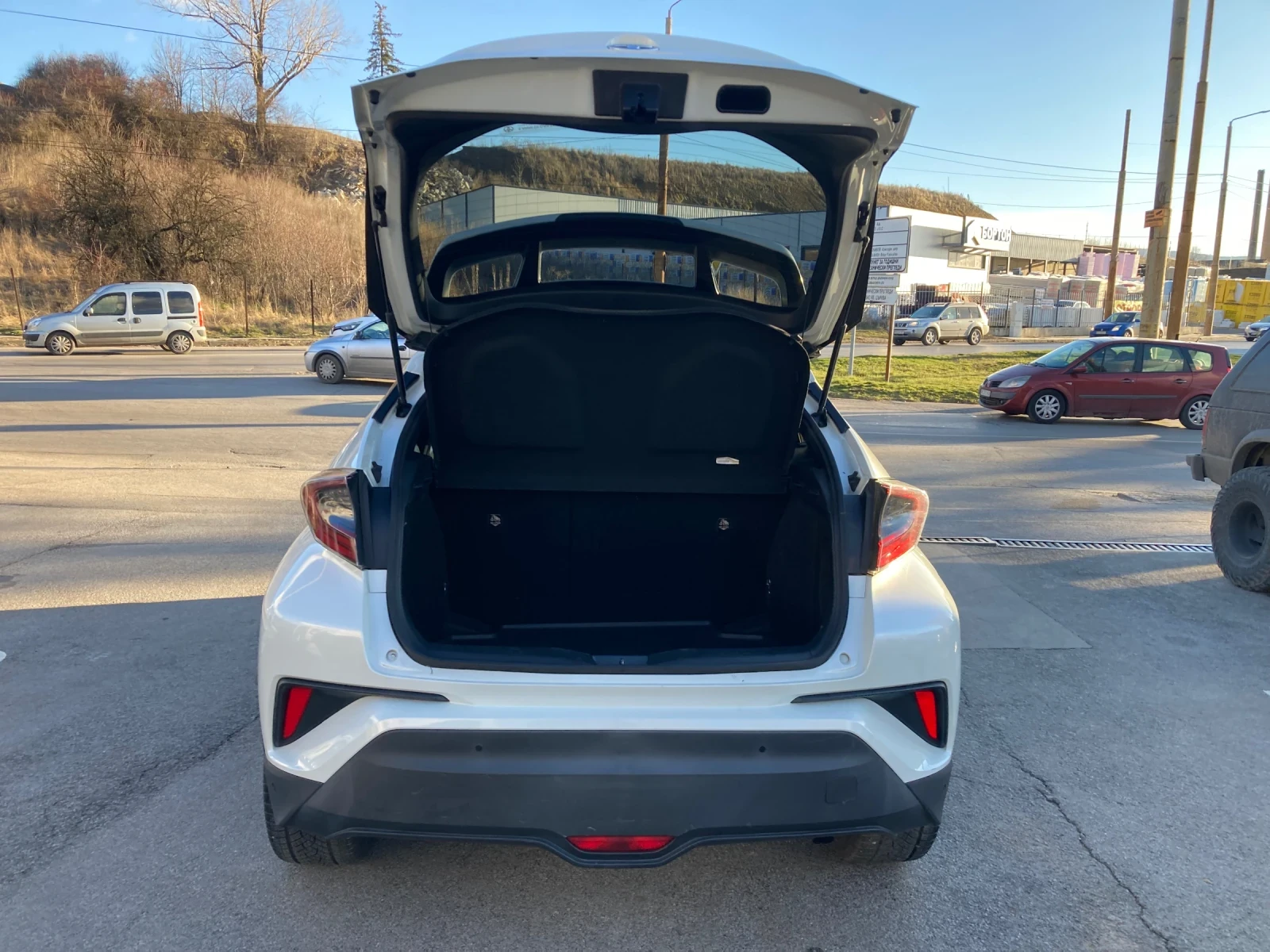 Toyota C-HR 1.8 Benzin/Hibrid Avtomatik FULL 163000km - изображение 5