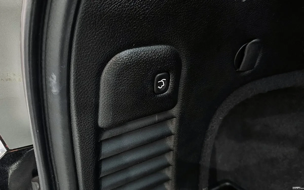 Jeep Grand cherokee ПОДГРЕВИ* ОБДУХ* KEYLESS* КАМЕРА* PANO, снимка 16 - Автомобили и джипове - 54138069