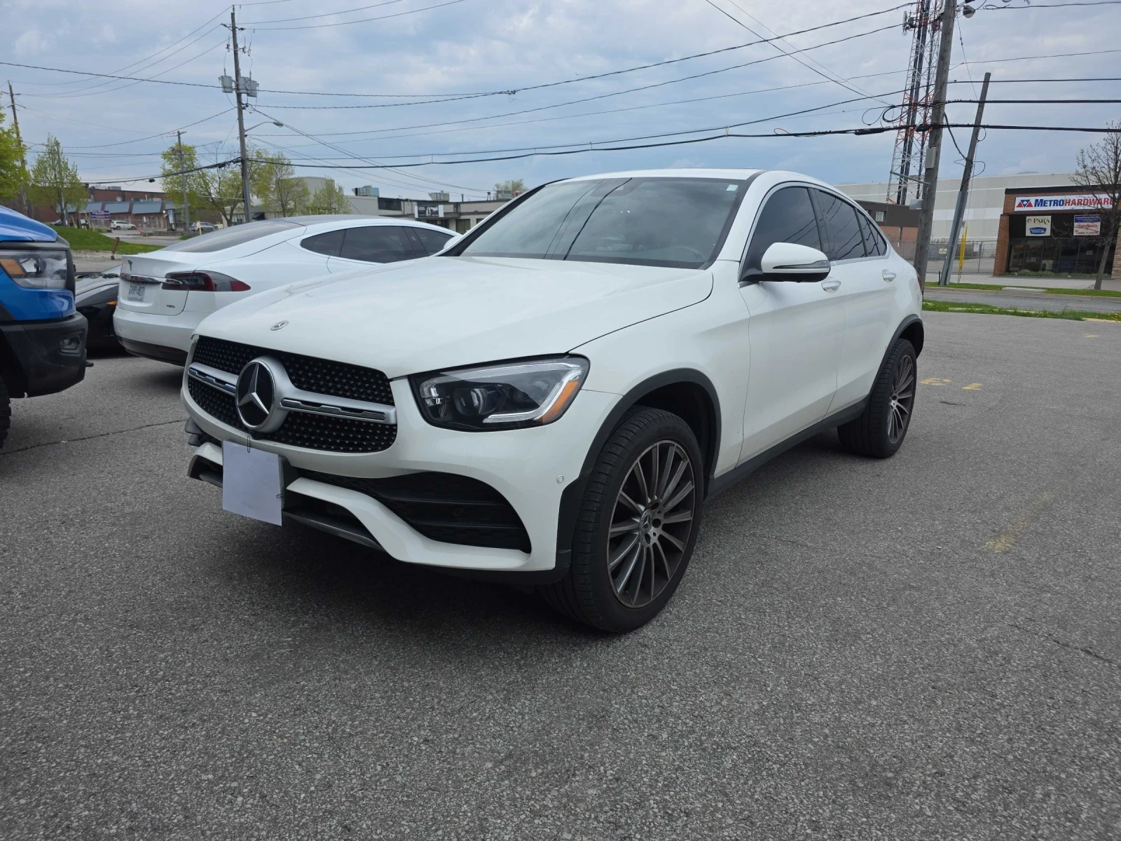Mercedes-Benz GLC 300 CARFAX * АВТОКРЕДИТ * ПРОГНОЗНА ЦЕНА ДО БГ, снимка 5 - Автомобили и джипове - 54512577