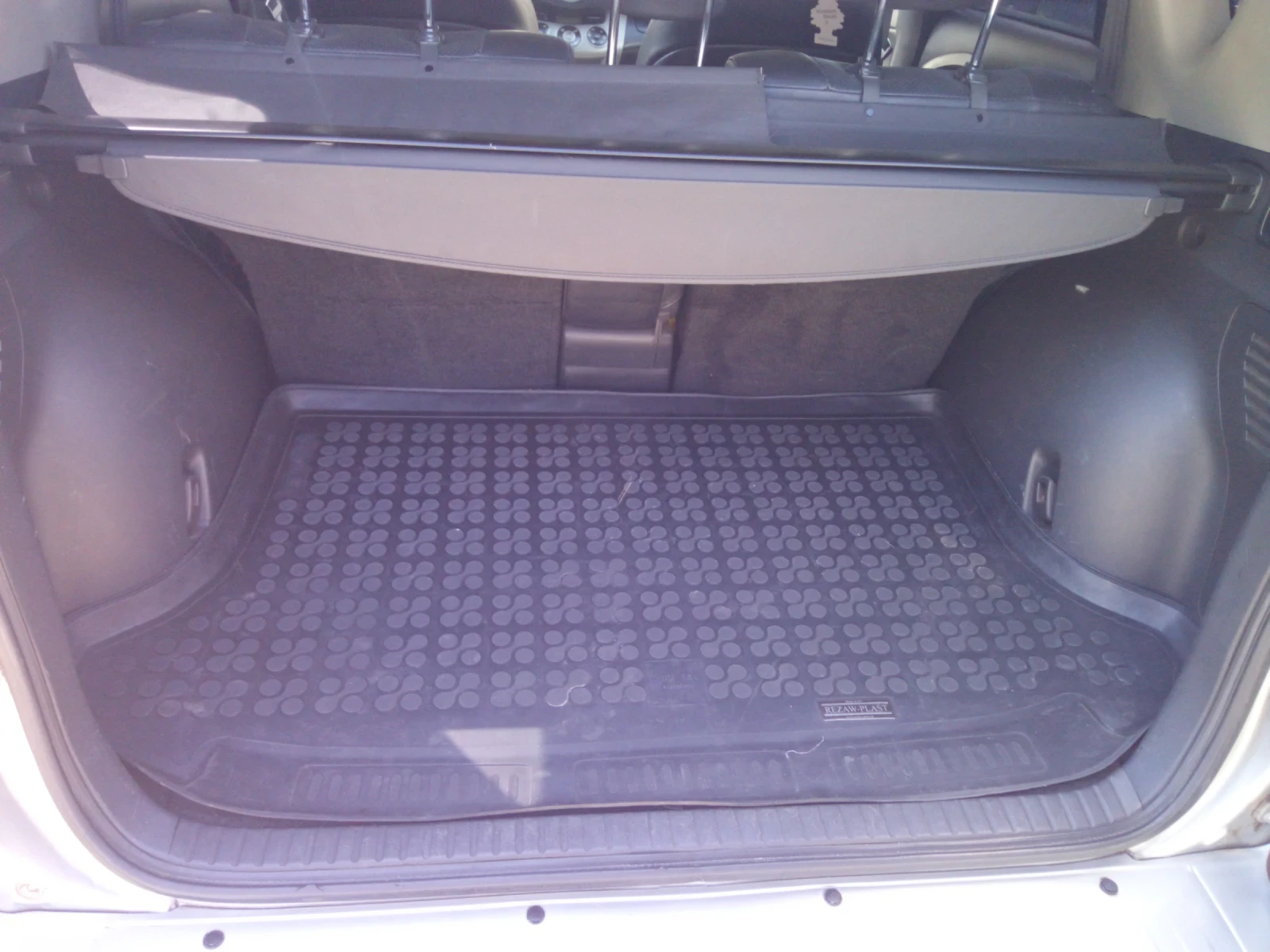 Toyota Rav4 Luxury , снимка 9 - Автомобили и джипове - 54593288